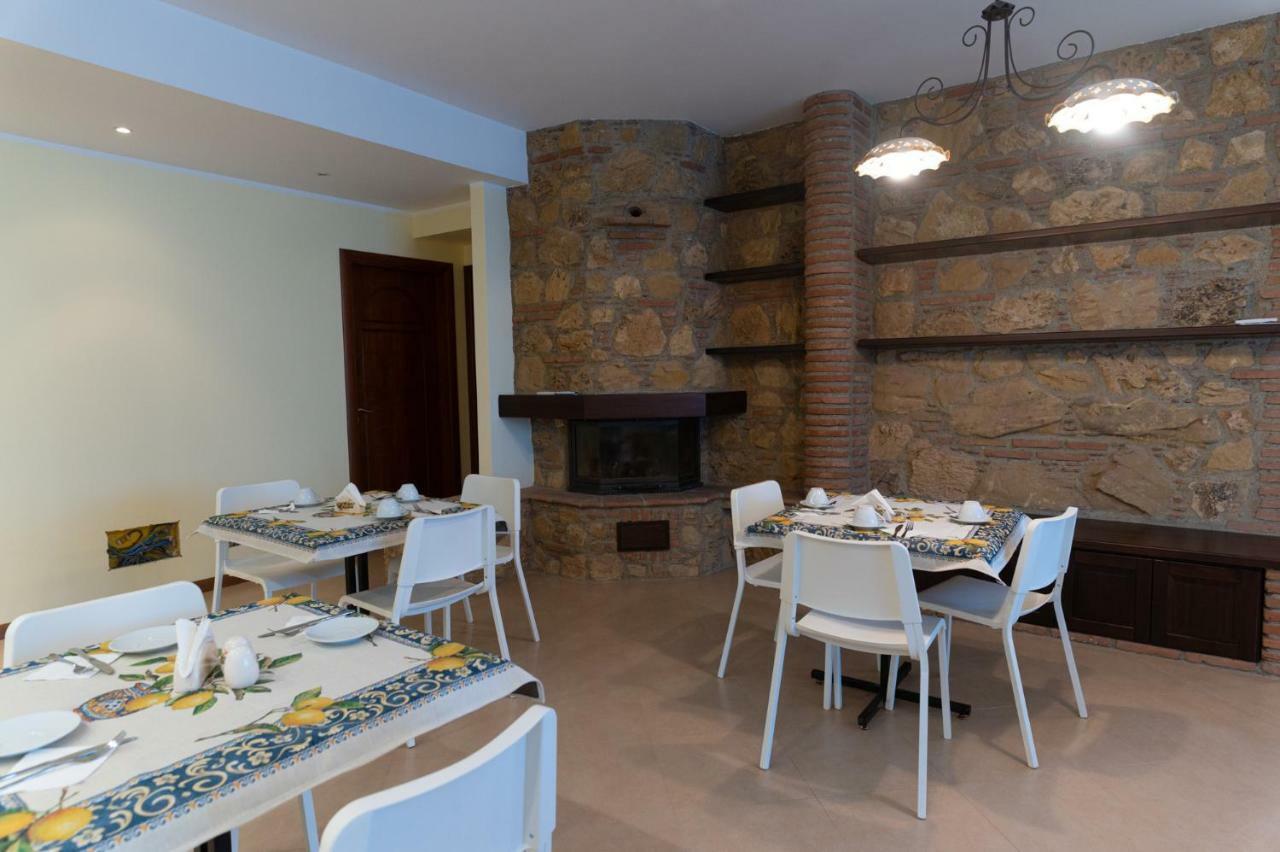 Marty Luxury B&B Calatabiano Esterno foto